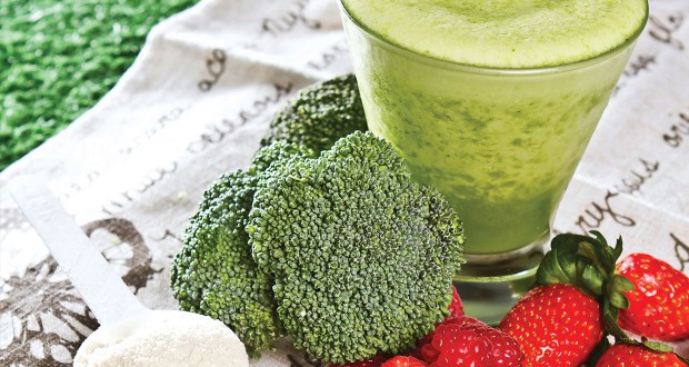 Broccoli Berry Smoothie 