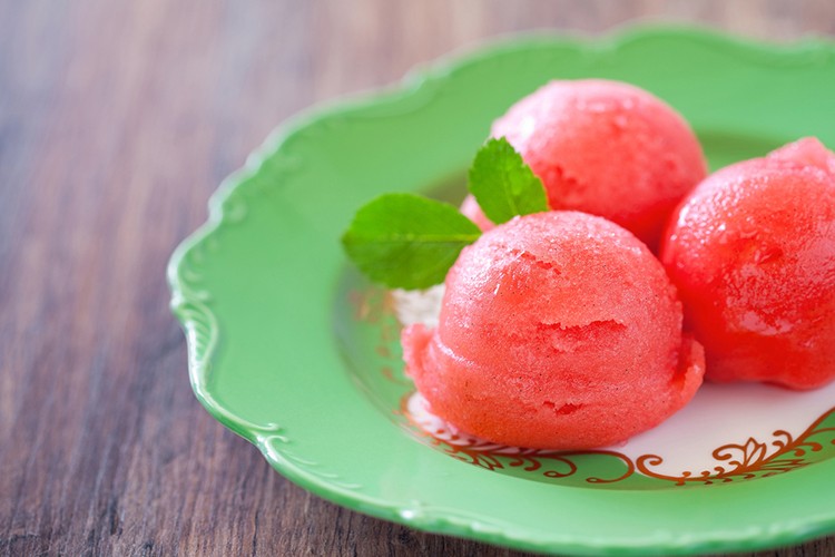 9 Fruity Desserts with No Added Sugar