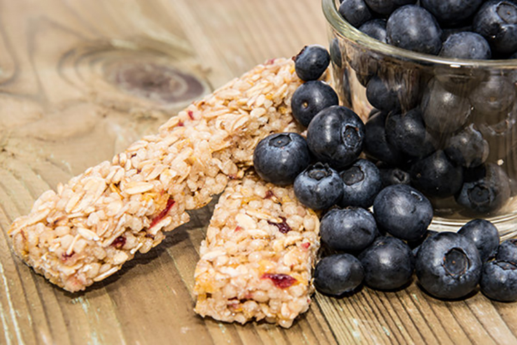 13 Healthy Snacks to Satisfy Your Sweet Tooth
