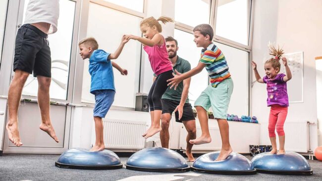 Games and exercises for healthy development – promoting fitness in children. 